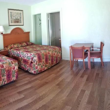 Budget Inn Magnolia Eksteriør bilde